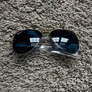Ray-Ban Aviator Classic Sunglasses (Polarized)